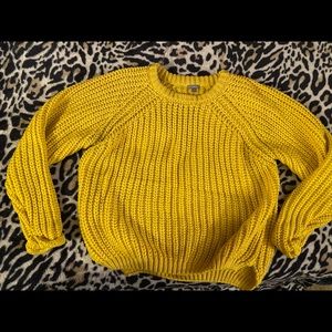 Yellow Sweater 🤎